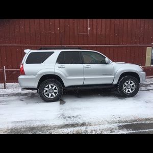 Meet your Posher, Dustin